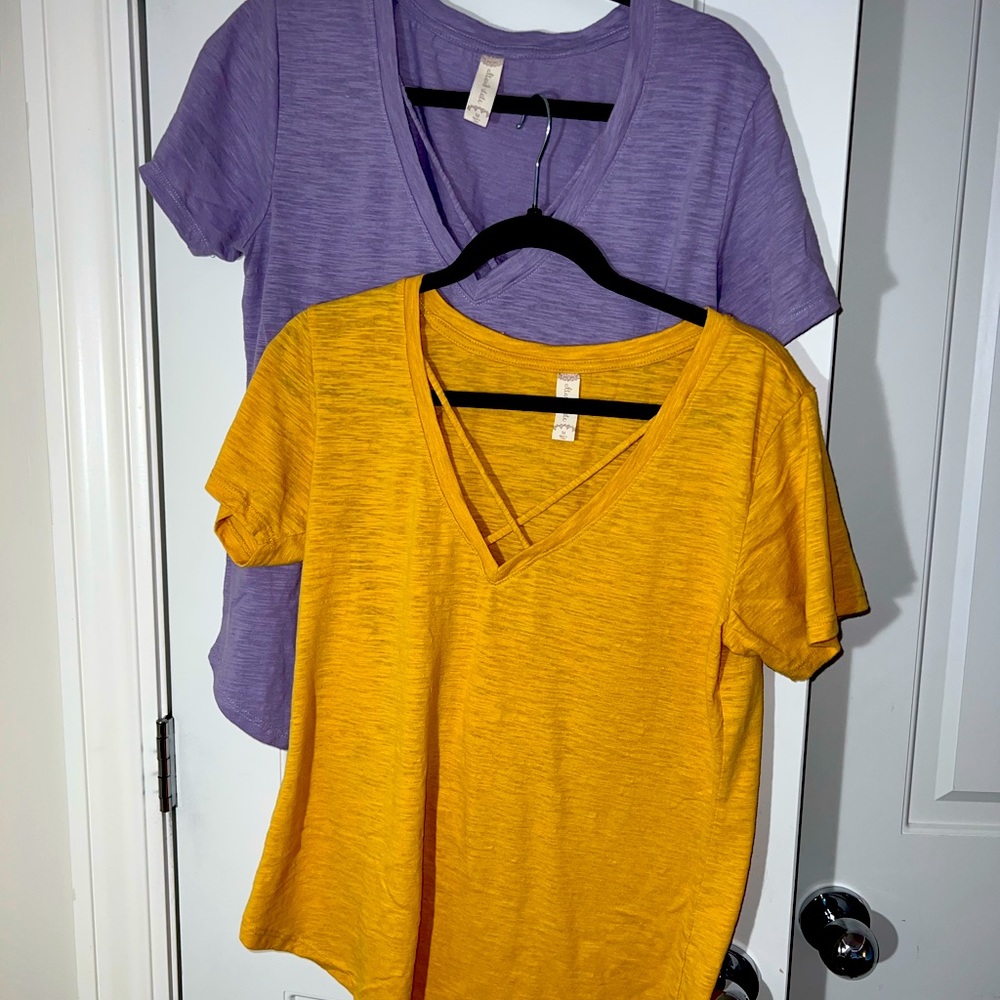 2-in-1 T-Shirts w/Front Cross